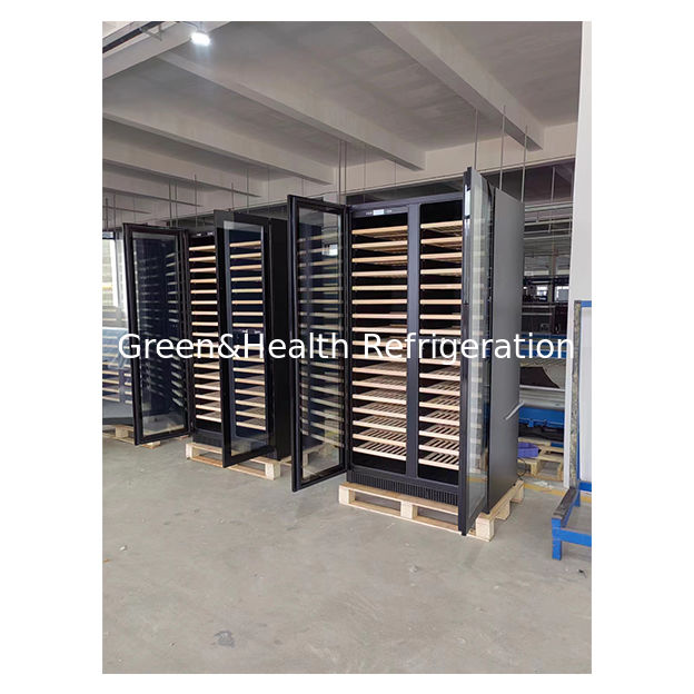 Сертификат ETL 68 Бутылки Две стеклянные двери Две независимые температурные зоны Дубовые деревянные полки Хранилище красного вина Холодильник