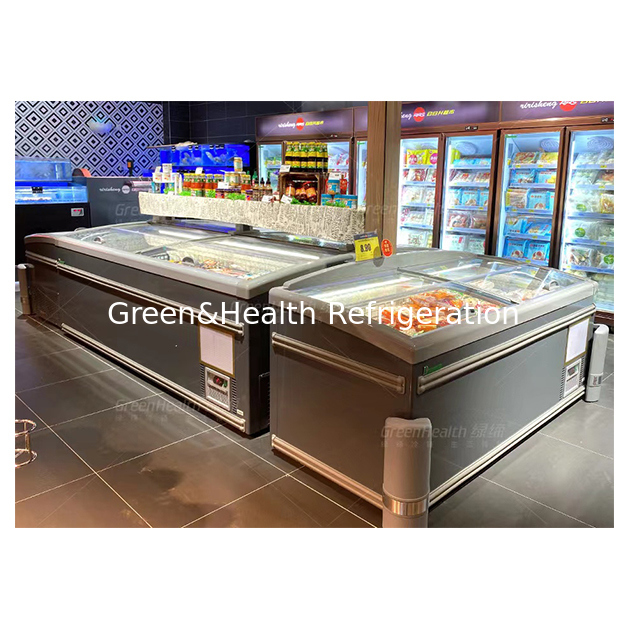 Супермаркеты используют островные холодильники для низкотемпературного хранения замороженных продуктов.